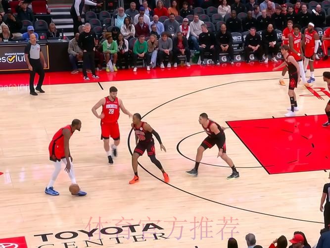 杜兰特28+10 火箭险胜公牛结束3连败 杜兰特28+10 火箭险胜公牛结束3连败